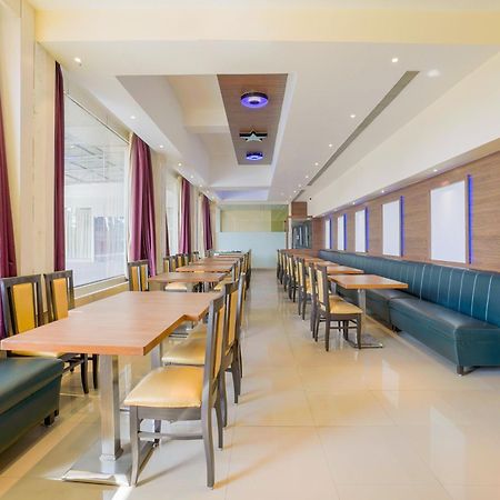 Hotel Krone A Family Hotel Near Igi Airport Delhi Ню Делхи Екстериор снимка