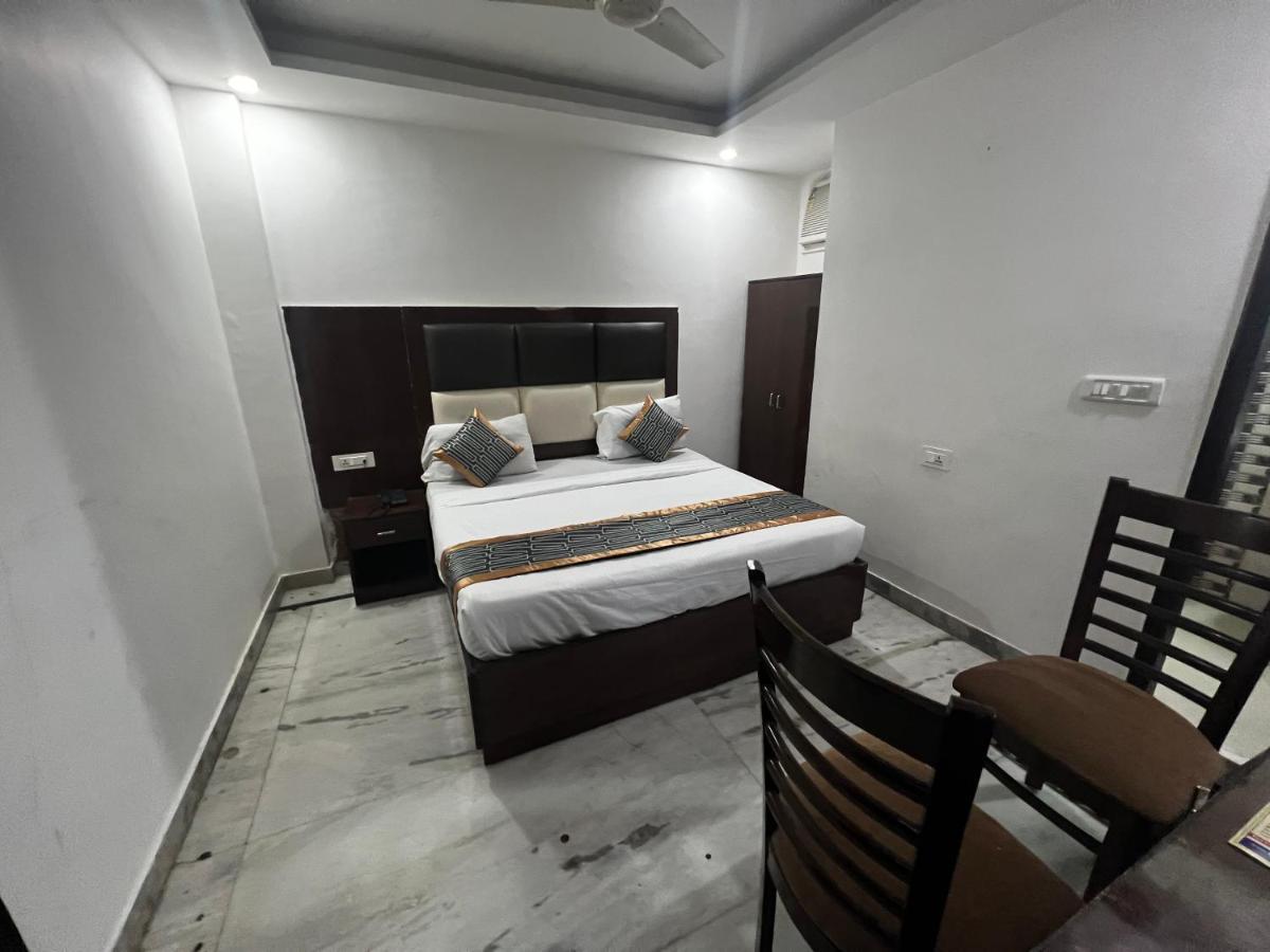 Hotel Krone A Family Hotel Near Igi Airport Delhi Ню Делхи Екстериор снимка