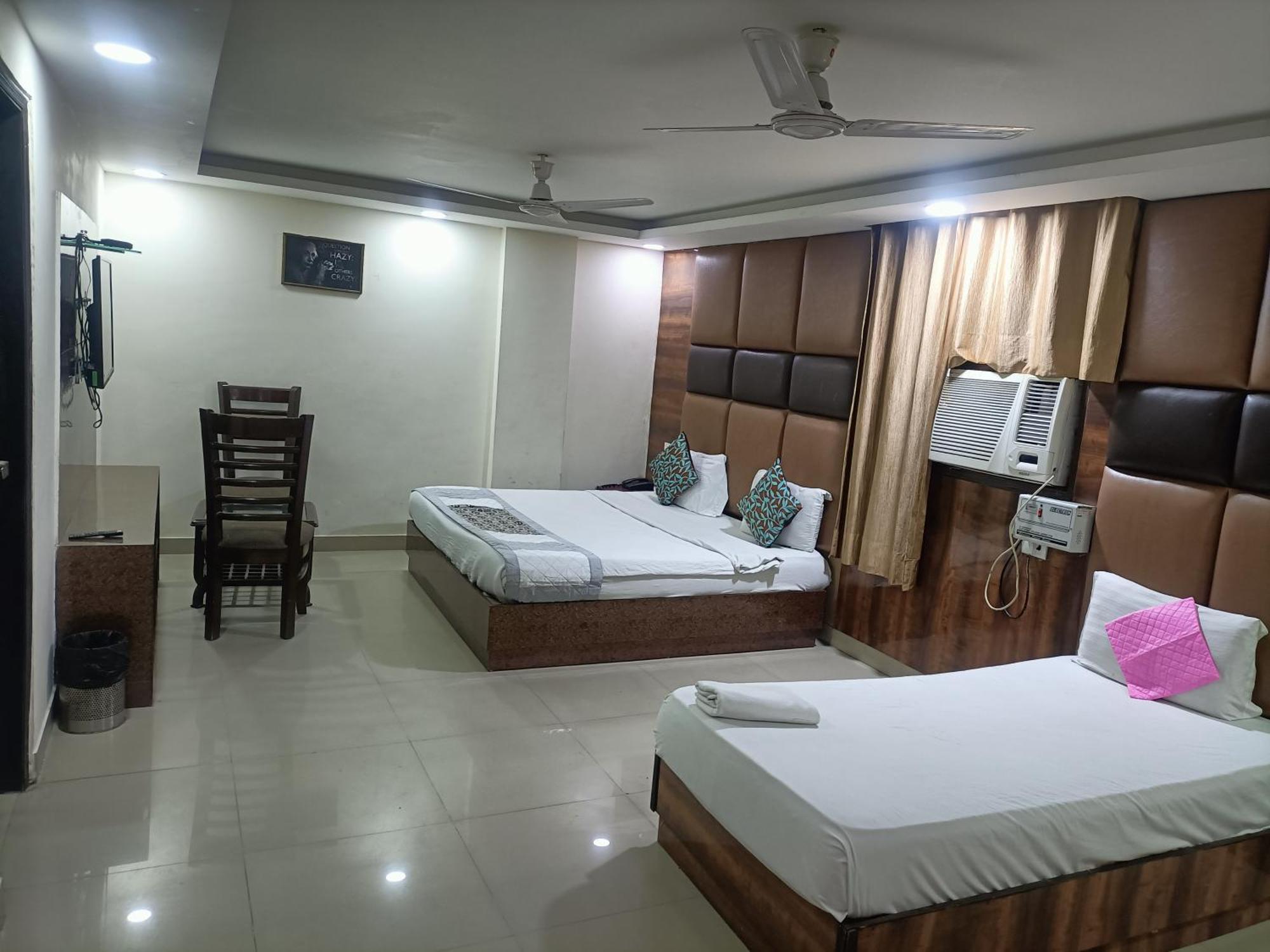Hotel Krone A Family Hotel Near Igi Airport Delhi Ню Делхи Екстериор снимка