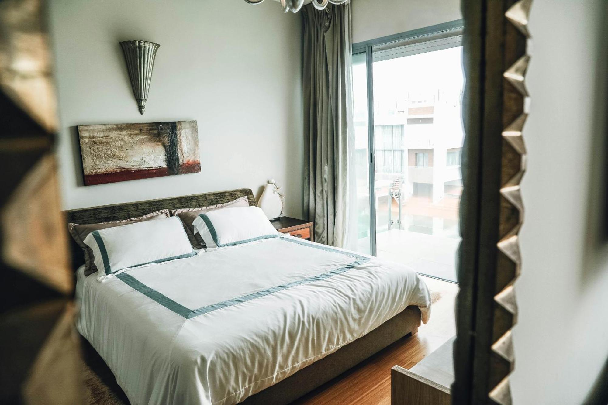 Hotel Krone A Family Hotel Near Igi Airport Delhi Ню Делхи Екстериор снимка